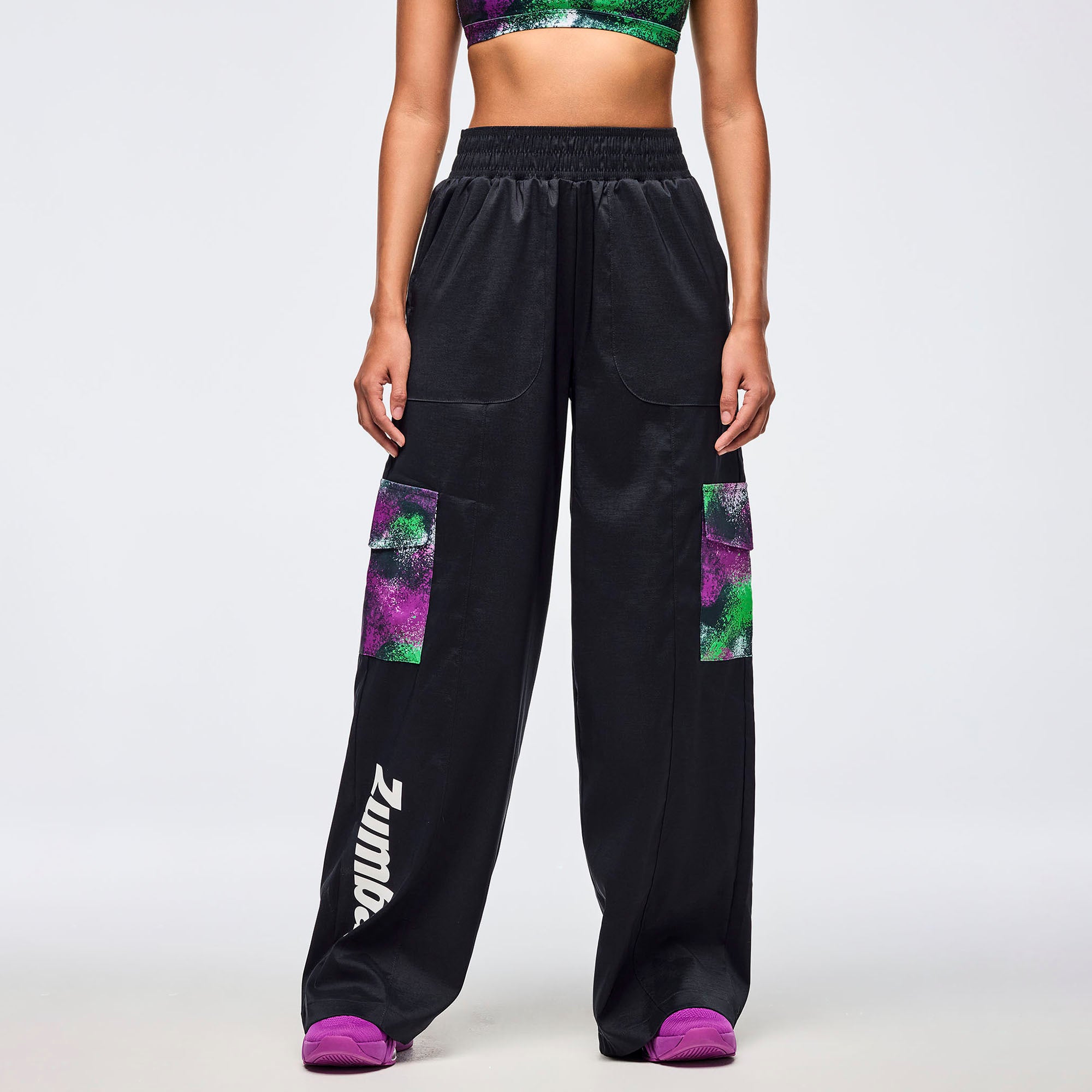 Apres Zumba Wide Leg Woven Cargo Pants - Black/Green | Natysports