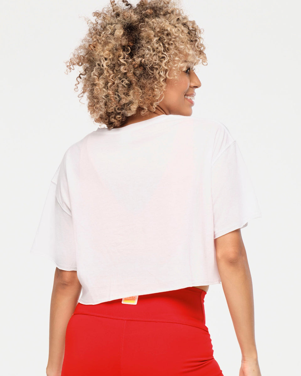 ★国内発送★ ズンバ Zumba Boxy Crop Top Wear It Out White Zumba Explore Boxy Crop Top With Raw Edges - Wear It Out