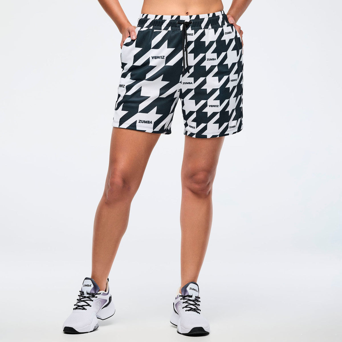 Zumba Amour Mesh Shorts - Black/White Z1B000718