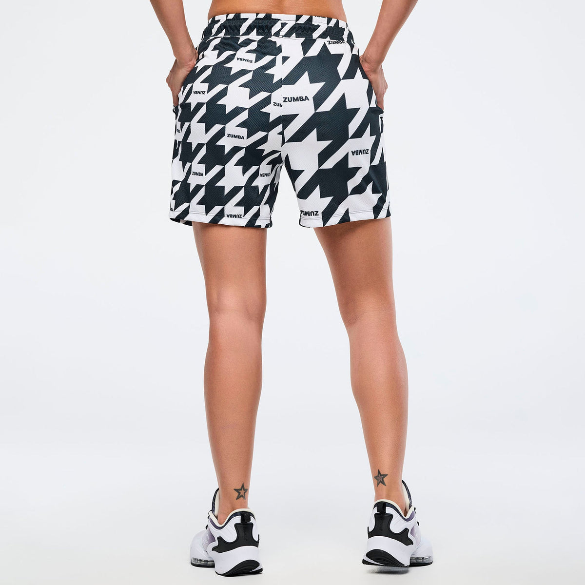 Zumba Amour Mesh Shorts - Black/White Z1B000718