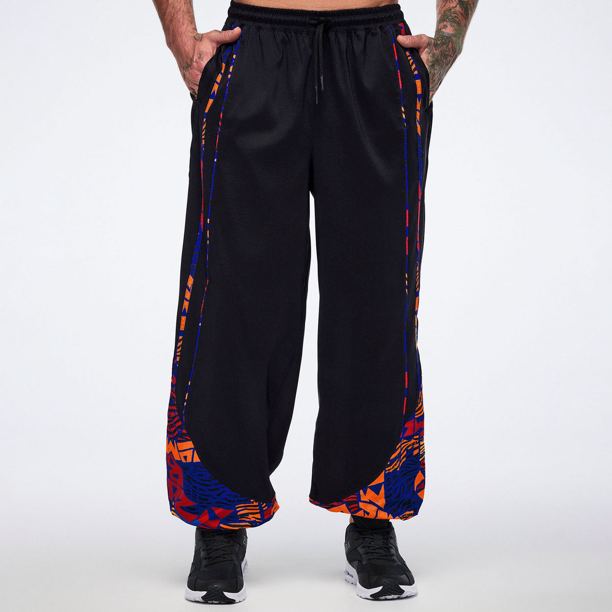 Wildbeat Woven Slouch Pants With Piping - Bold Black Z1B000762