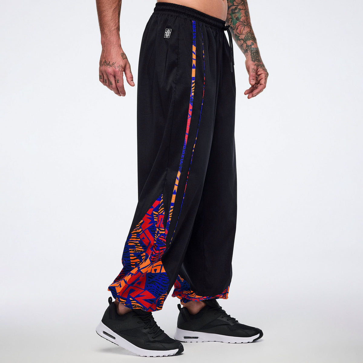 Wildbeat Woven Slouch Pants With Piping - Bold Black Z1B000762
