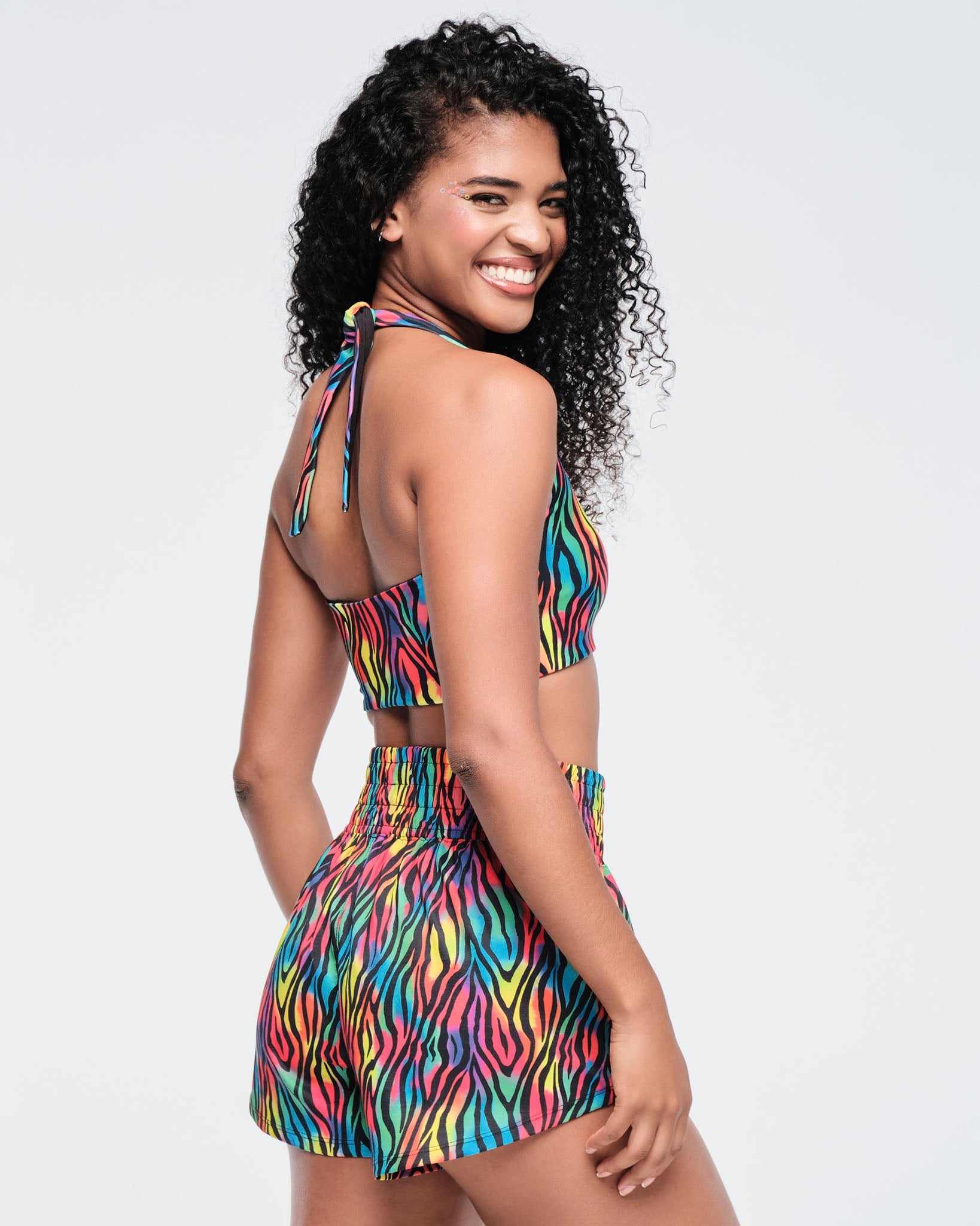 Funscape Reversible Halter Bra - Bold Black Z1T000733 Funscape Reversible Halter Bra - Bold Black Z1T000733
