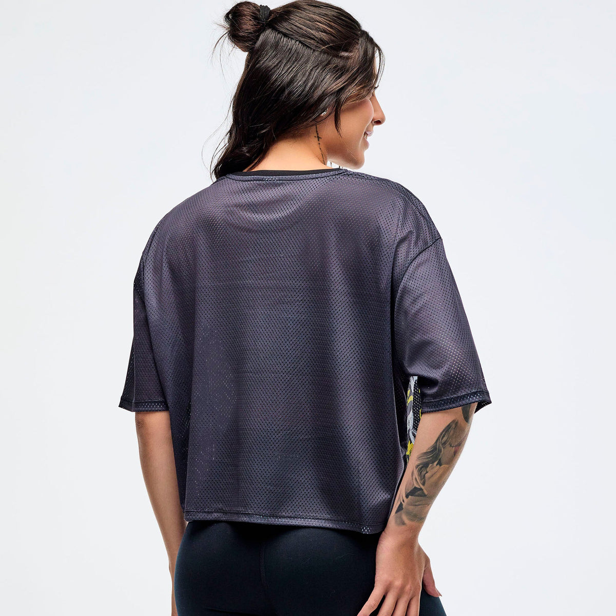 Sizzlin' Mesh Boxy Crop Top - Black/Yellow Z1T000972