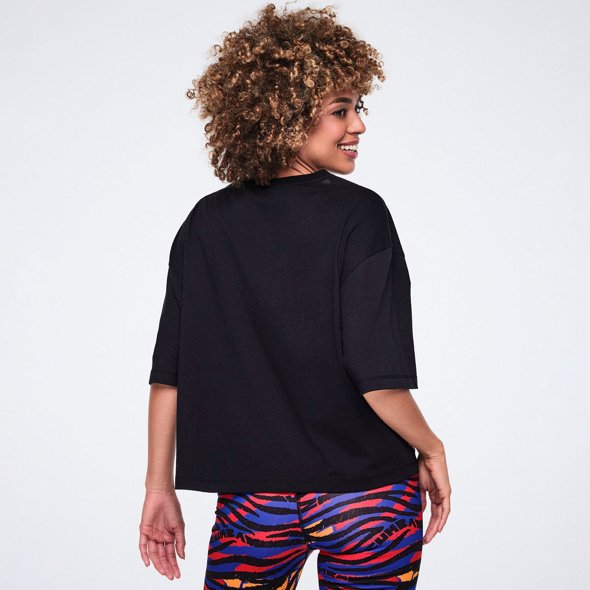 Wildbeat Oversized Boxy Crop Top - Bold Black Z1T001183