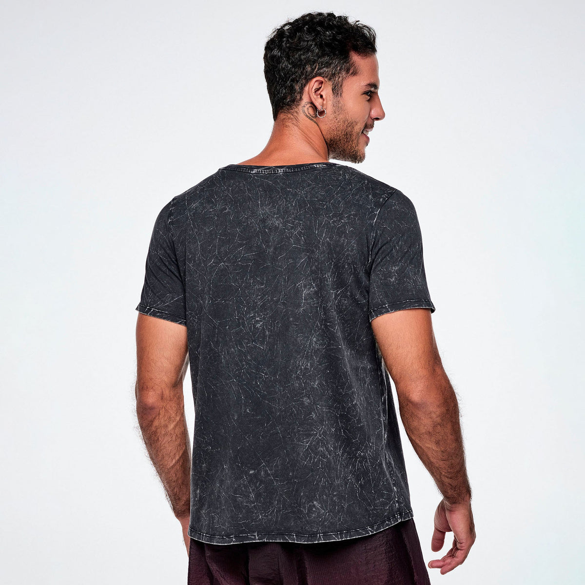Rock 'n' Roll Loose Crew Neck Tee - Bold Black Z1T001302