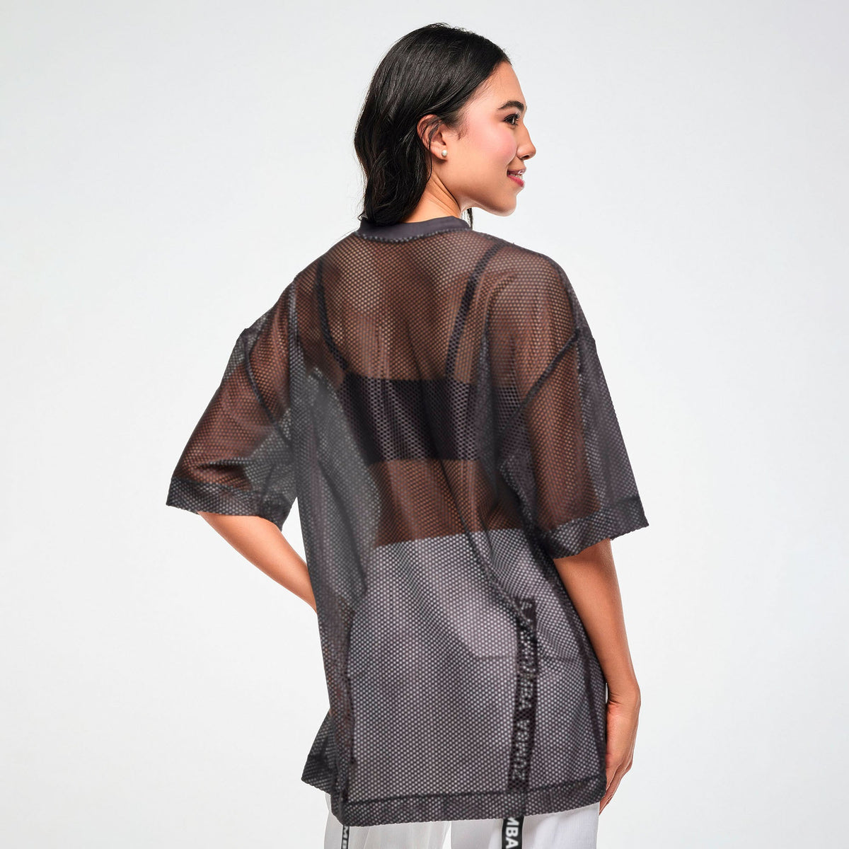 Zumba Basic Oversized Mesh V-Neck Top - Black / White Z1T001482