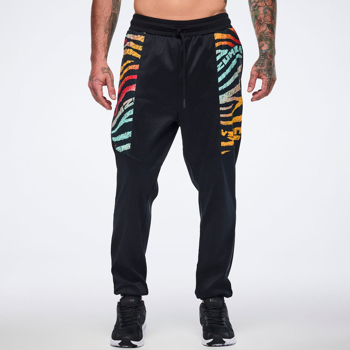 Wildbeat Men's Woven Joggers - Bold Black Z2B000102