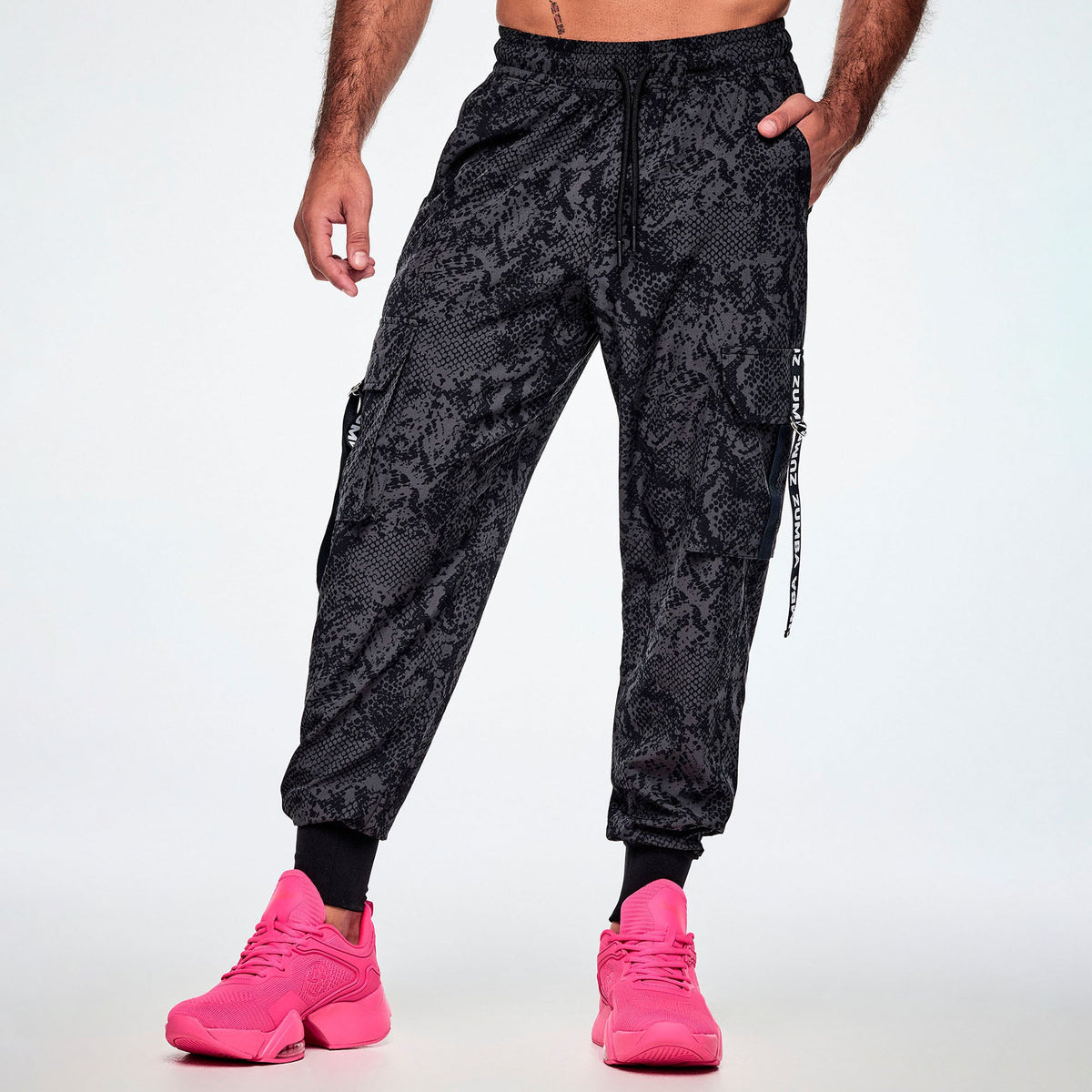 Rock 'n' Roll Men's Woven Cargo Pants - Bold Black Z2B000117