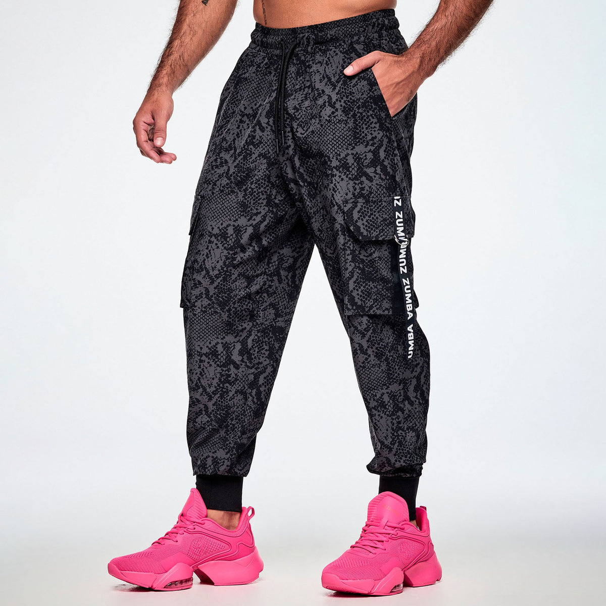 Rock 'n' Roll Men's Woven Cargo Pants - Bold Black Z2B000117