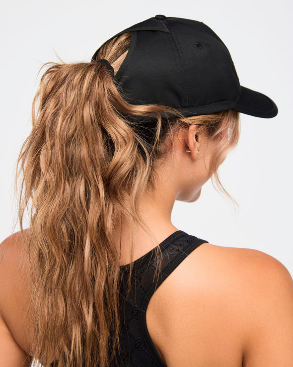 Zumba Runway Performance Cap With Ponytail Back - Bold Black Z3A000208