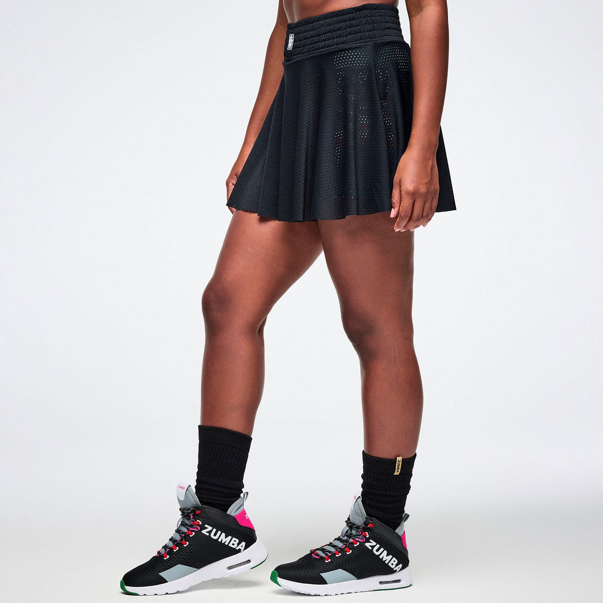 Worldwide Scrunch Socks - Black / White Z3A000327