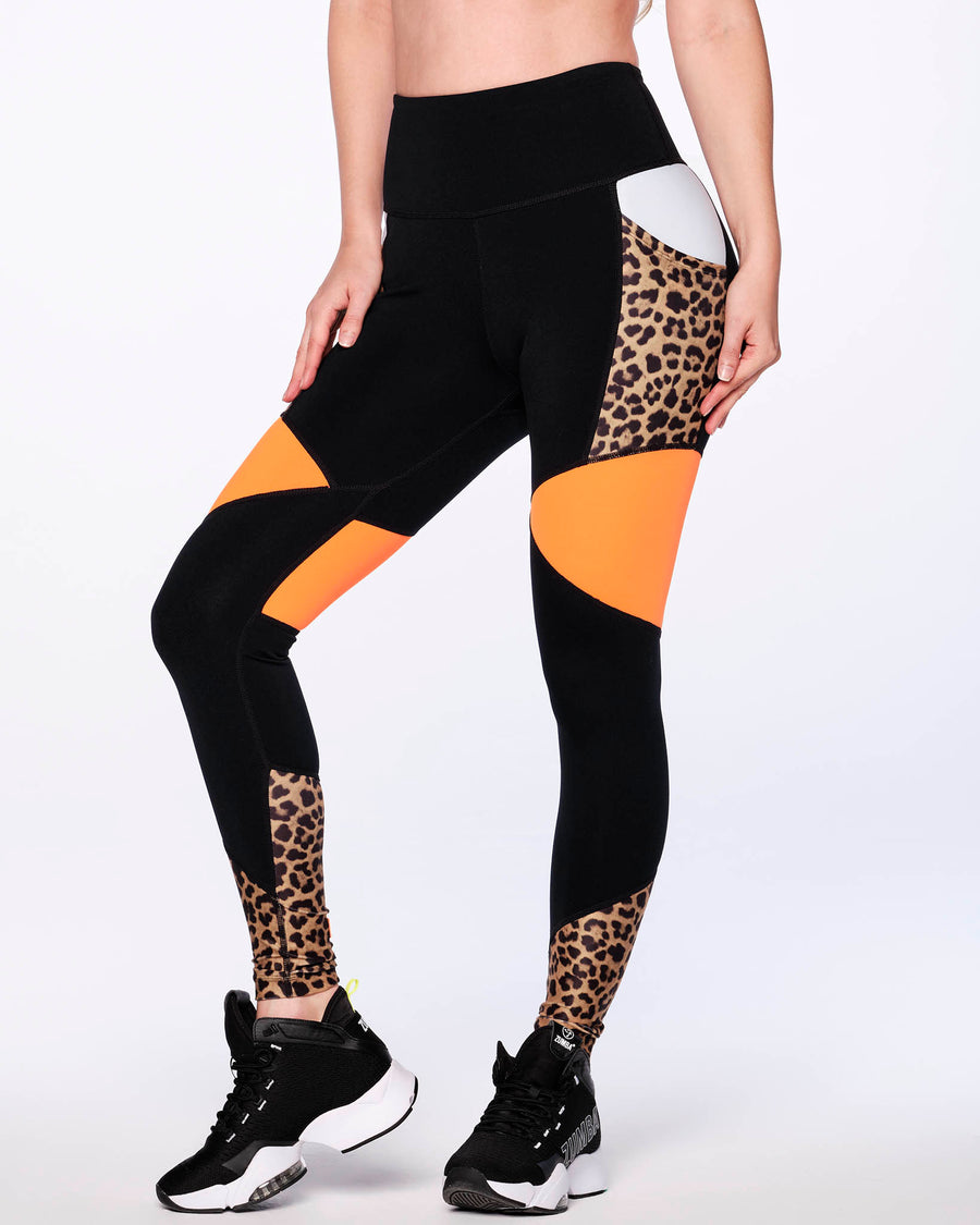 ZYIA, Pants & Jumpsuits, Zyia Black Aztec Adrenaline Leggings 78 Size 8  Black White Striped Print